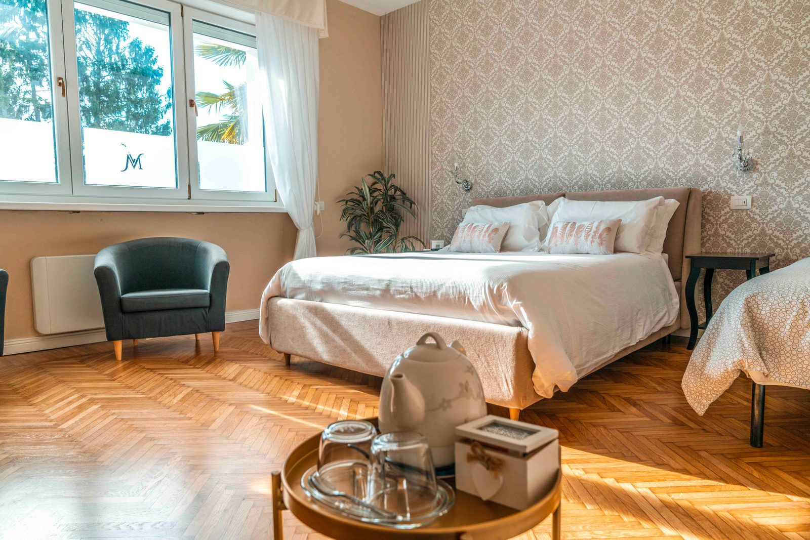 King Deluxe Suite — 2