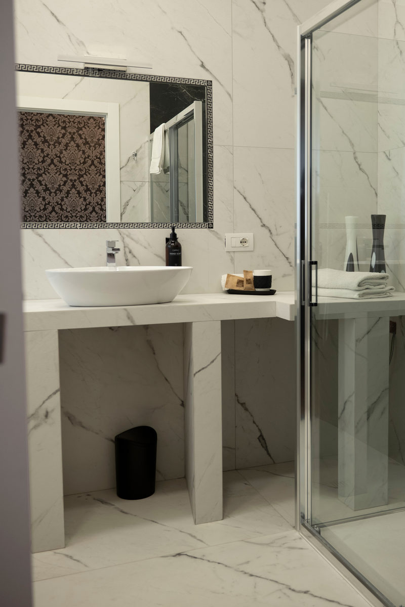 King Suite — 6