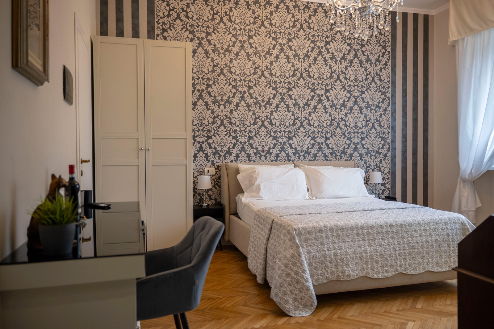 King Suite — 2